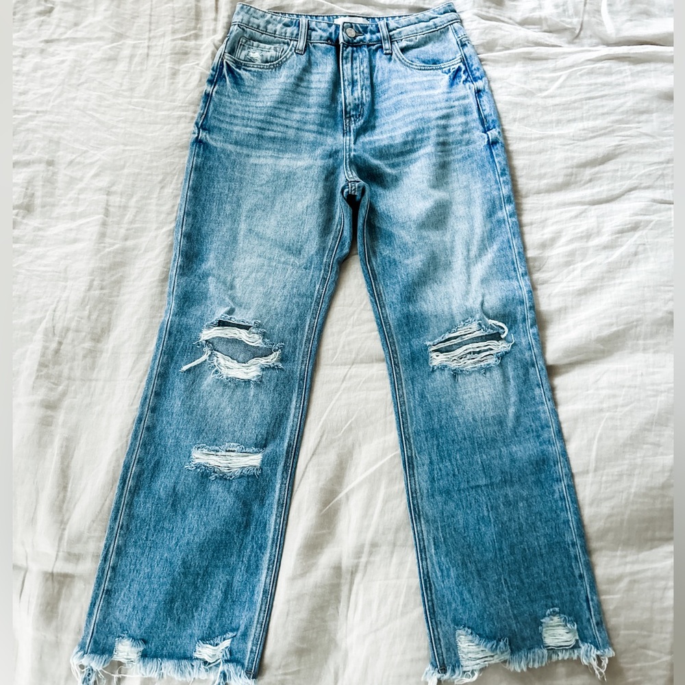 NWOT Vervet Straight Leg Distressed Jeans, Size 27